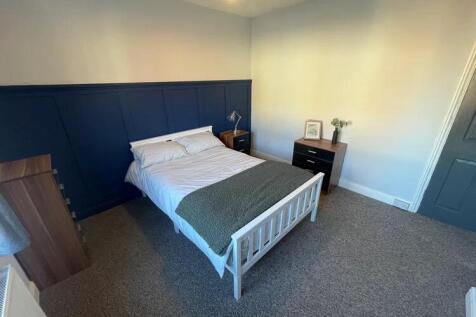 1 Kirkby Street - Bedroom2.jpg
