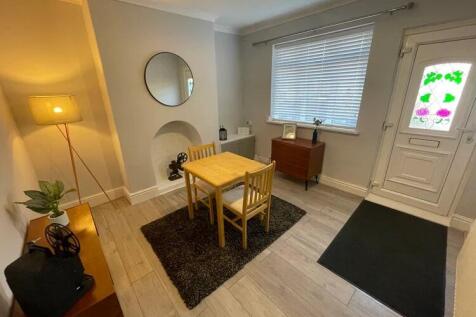 1 Kirkby Street - Dining Area.jpg