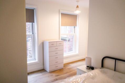 bed 2.jpg