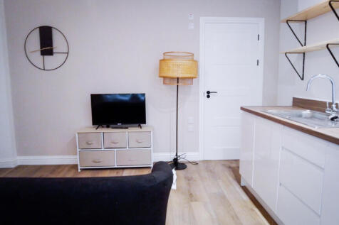 living room 2.jpg
