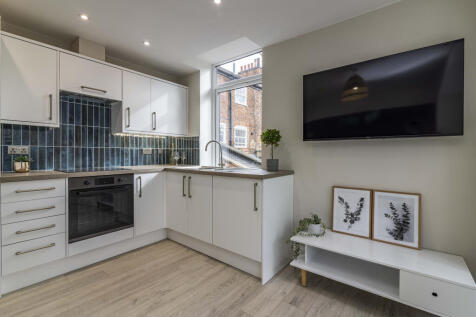 157HighStreet-25 2.jpg