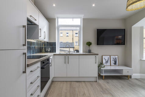 157HighStreet-24 2.jpg