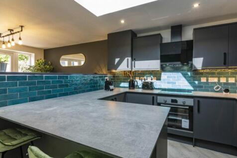 29vinestreet-41-scaled-1-1240x720.jpg