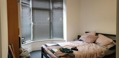 bed 4.jpeg