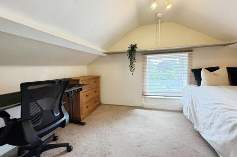 PHOTO-2025-09-09-11-06-23 3.jpg