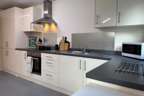 Longdales Lodge - Kitchen.jpeg