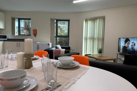 Longdales Lodge Dining.jpeg