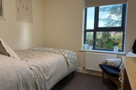 Longdales lodge bedroom 5.jpeg