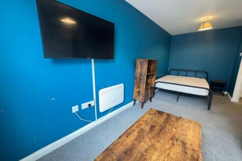 WhatsApp Image 2025-07-24 at 15.00.16 (1).jpeg