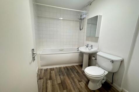 WhatsApp Image 2025-07-24 at 15.00.17 (2).jpeg