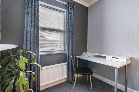 54KestevenStreet-3.jpg
