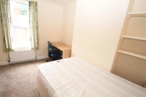 victoria-terrace,-ln1-1hz---4-bed-image-8.jpg