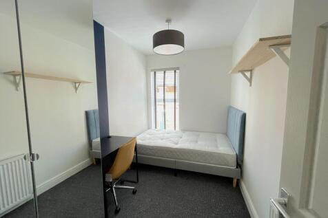 47 Hood Street - Bedroom 3.jpg