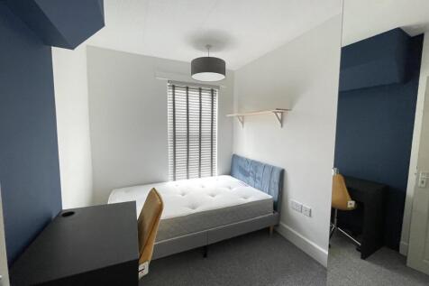 47 Hood Street - Bedroom 2.jpg