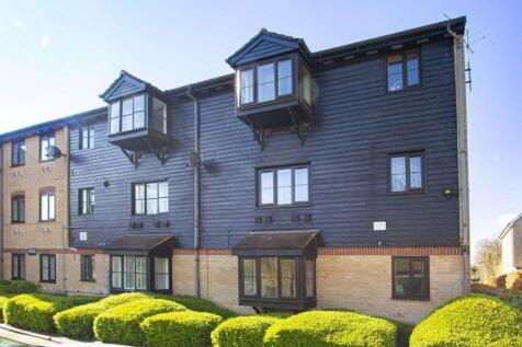 Purpose built studio apartment