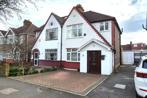 Three Bedroom house to rent