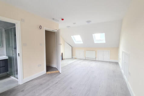 Studio Flat for Rent - Bills Included