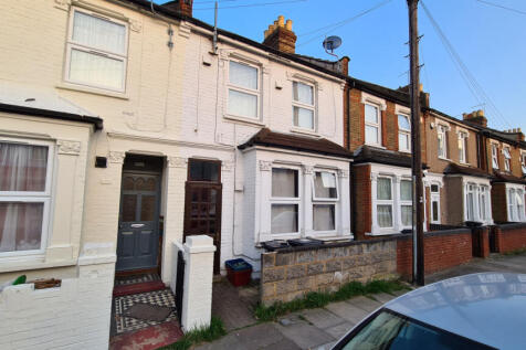 Ground floor studio flat