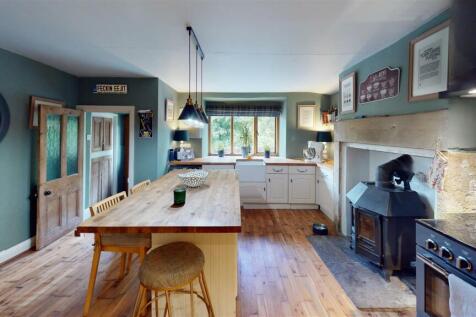 2Tu1Tm62axT-Kitchen.jpg