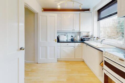 712b591c-Woodfield-Drive-Bradley-Kitchen 201.jpg