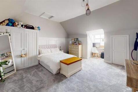 Thorncliffe-Bedroom 4.jpg