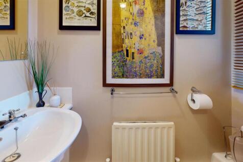 Crofters-Mill-Bathroom 1.jpg