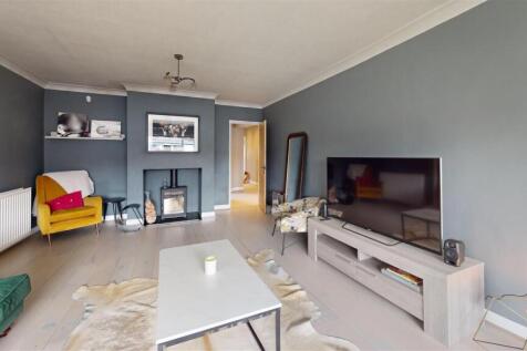 Moorland-Rise-Bedroom 3.jpg