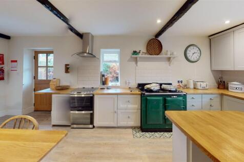 Sunny-Bank-Cottage-Kitchen.jpg