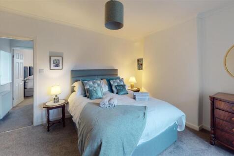 Sunny-Bank-Cottage-Bedroom(3).jpg