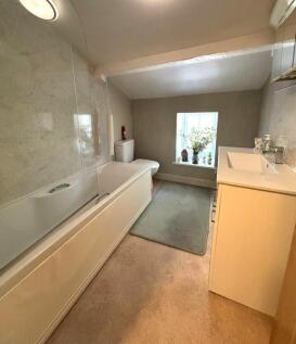 2 fold cottage (7).jpeg