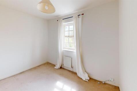 38-Gainsborough-Ct-Bedroom 1.jpg