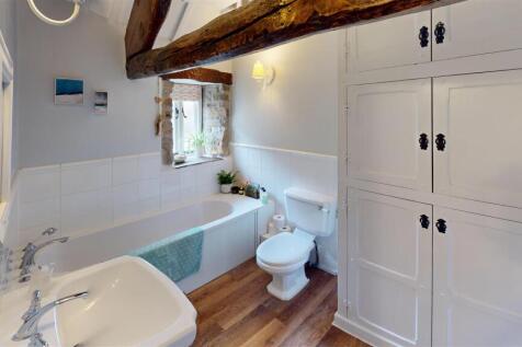 The-Fold-Bathroom.jpg