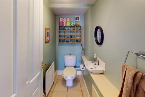 73a-Gargrave-Road-Bathroom 1.jpg