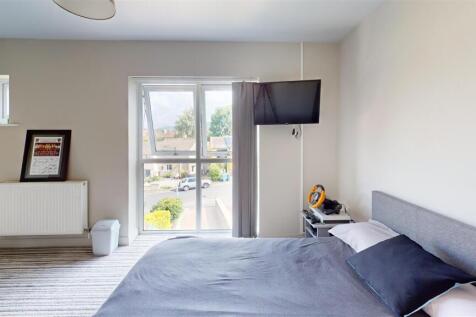 Hollingworth-Close-Bedroom.jpg