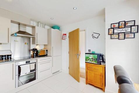e88b4784-Broadstones-08122025_222701.jpg