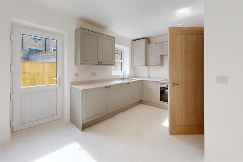 Long-Ing-Lane-Kitchen 1.jpg