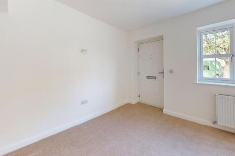 Long-Ing-Lane-Bedroom.jpg
