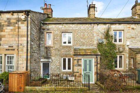 93c67601-polly 27s-cottage-WEB-040.jpg