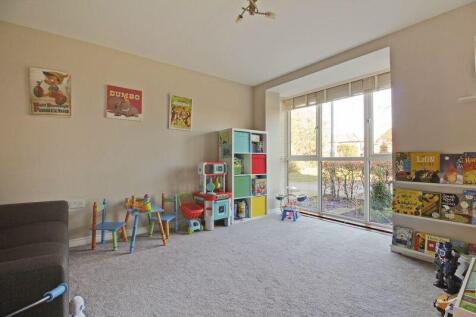 Playroom / Bedroom 4
