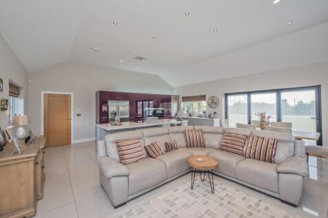 Kitchen/Family Room
