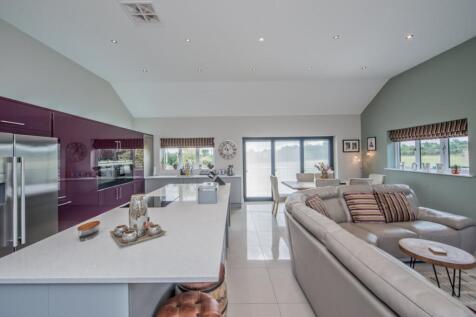 Kitchen/Family Room