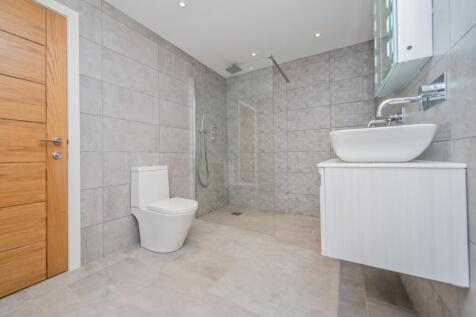 Jack N Jill En Suite