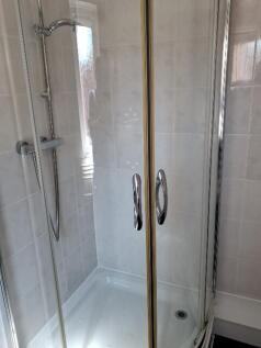Shower cubicle