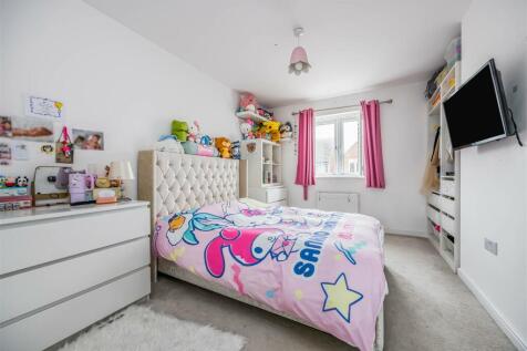 13 Herons Way, Hayling Island-Small-PorticoMarketi