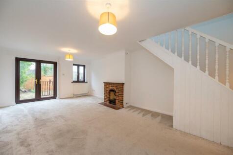 18 Broad Gardens 24 9.jpg