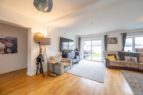 13 Eastoke Avenue 25 12.jpg