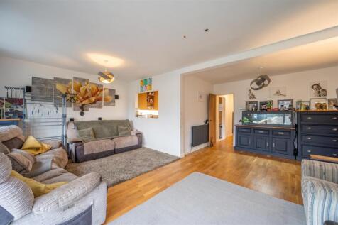 13 Eastoke Avenue 25 14.jpg