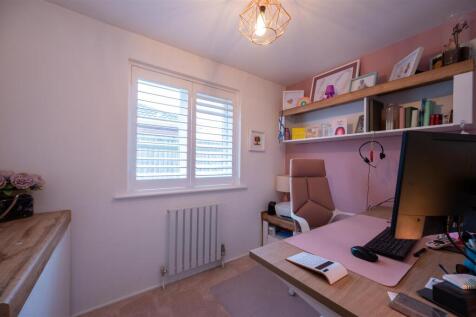 13 Eastoke Avenue 25 6.jpg