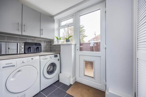 5 Culver Drive, Hayling Island-Small-PorticoMarket