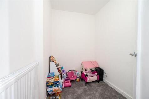 2 Eastoke Avenue 23 14.jpg